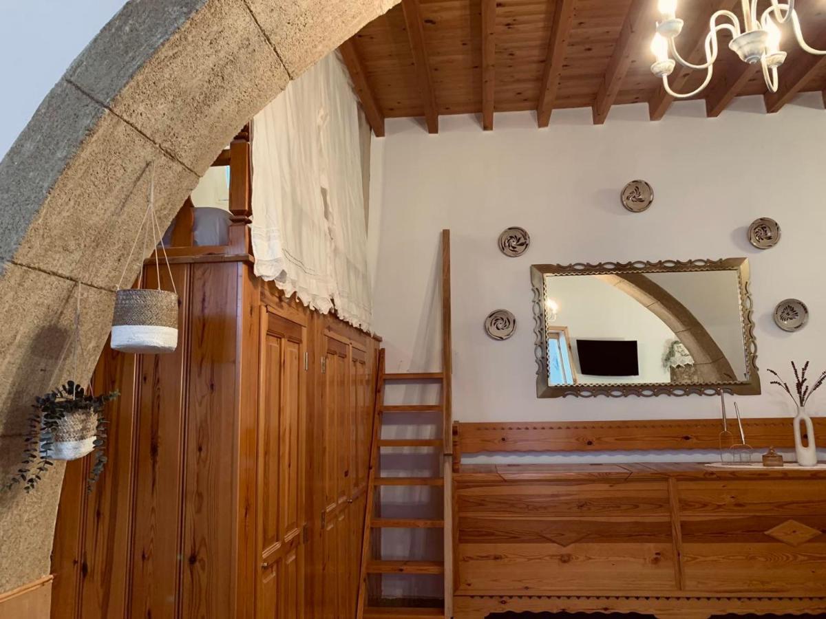 Rustic House Archangelos 아크앤젤로스 외부 사진